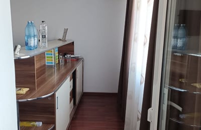 Rental of a budget 3-room apartment, 74 m², Tomis Nord, Constanța, Romania